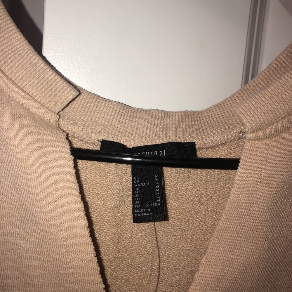 Cropped pullover never worn!!! - Picture 3 of 3
